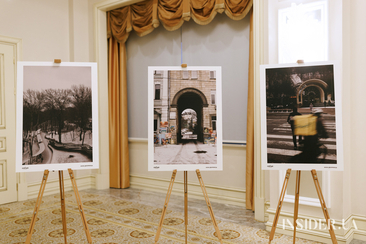 Дантес, Соня Плакидюк та інші гості благодійної фотовиставки «Закохані в Київ» у готелі Fairmont