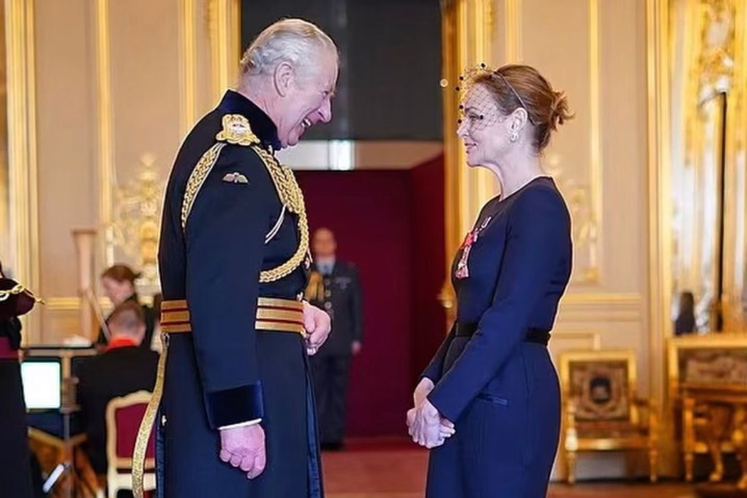 Карл III нагородив Стеллу Маккартні за заслуги в моді