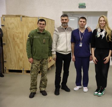Оля Полякова і Михайло Діанов відвідали незламних пацієнтів в UNBROKEN Ukraine