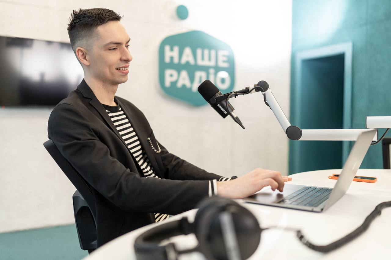 Радіозалежні: українські ведучі про улюблену роботу та вплив війни на радіомовлення