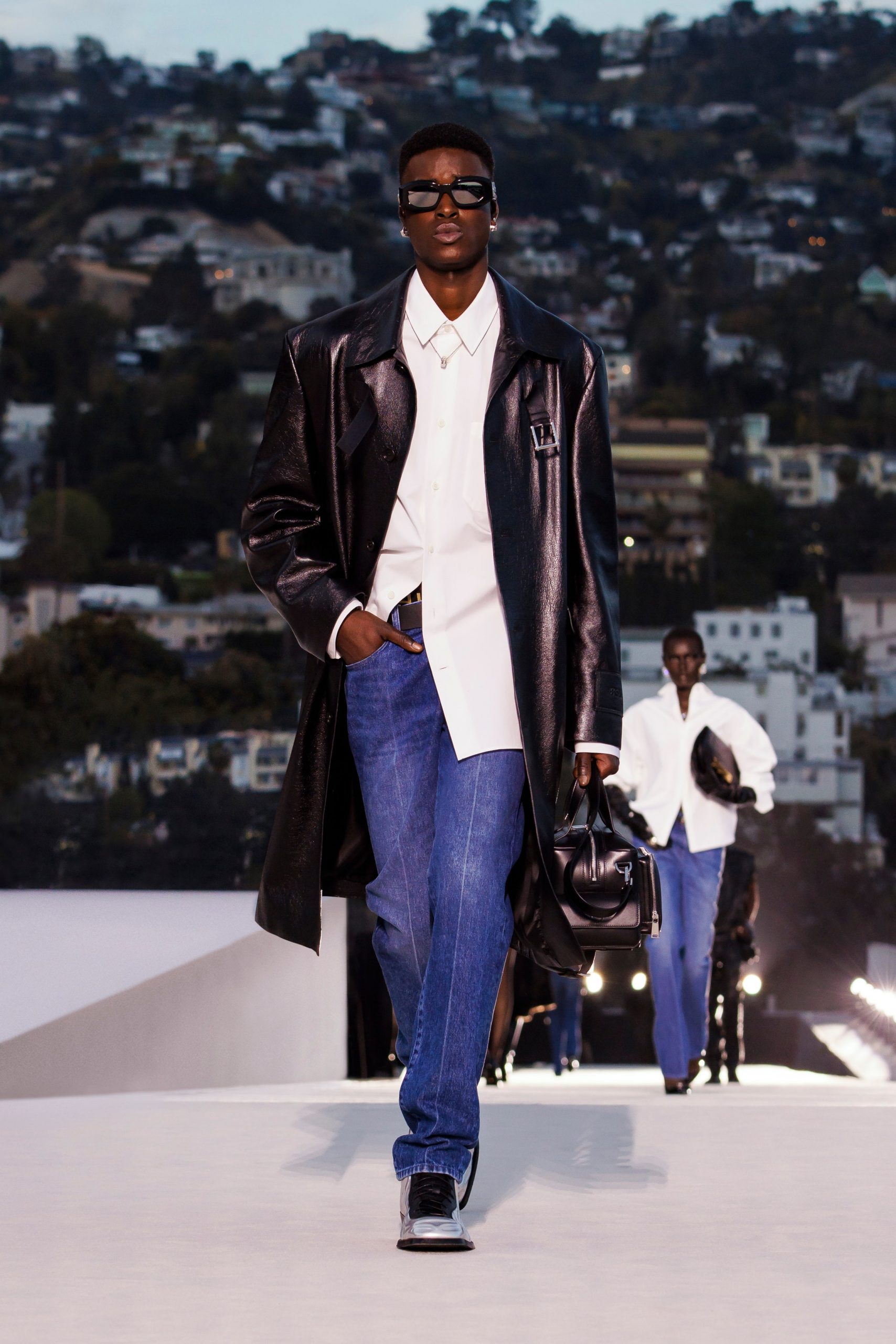 Як пройшов показ осінньої колекції Versace в Лос-Анджелесі
