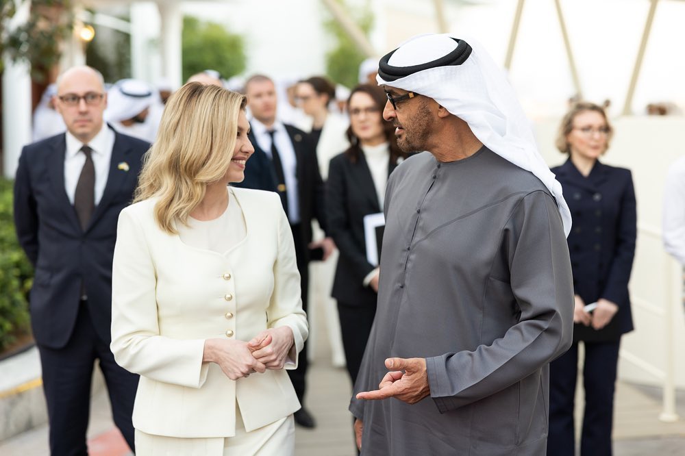 Елена Зеленская встретилась с президентом ОАЭ: рассматриваем образ первой леди