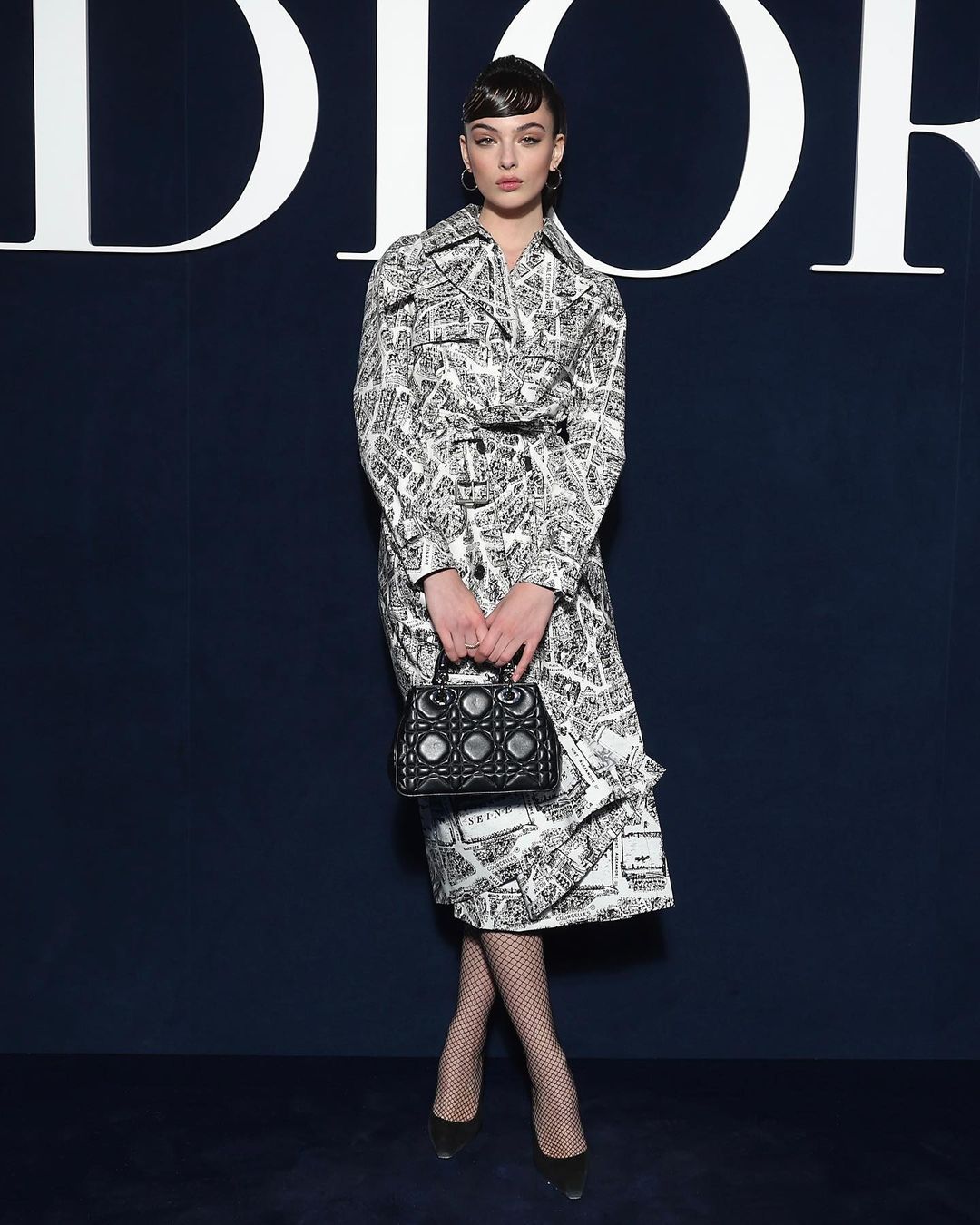 Шарліз Терон та Александра Даддаріо на показі Dior
