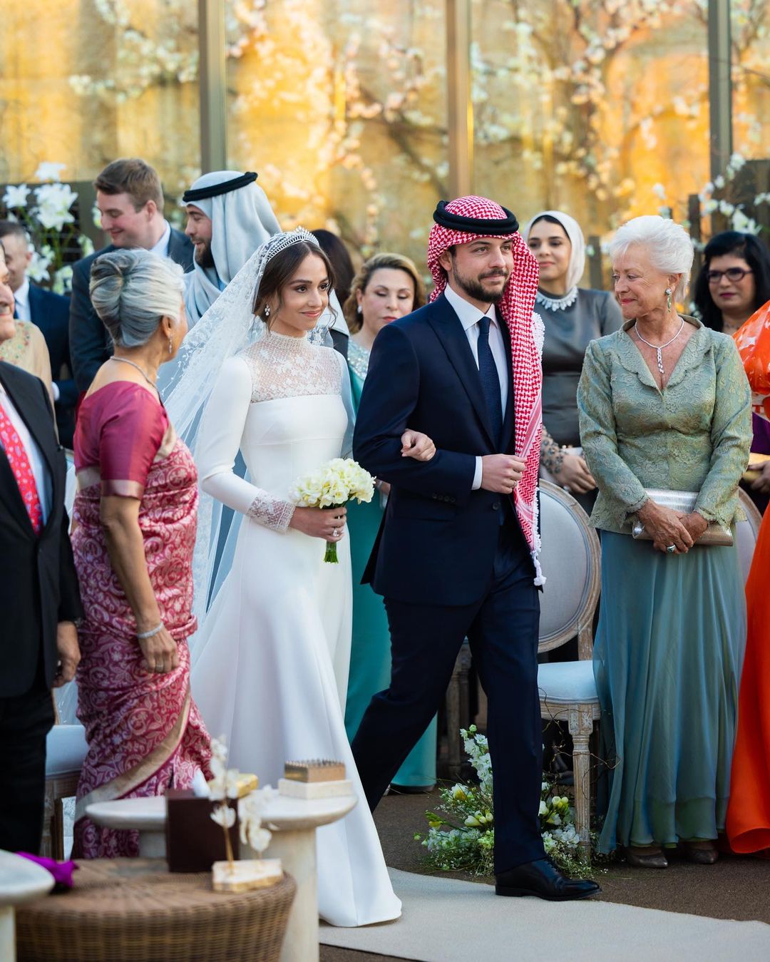 Донька королеви Ранії вийшла заміж: розглядаємо фото з весілля