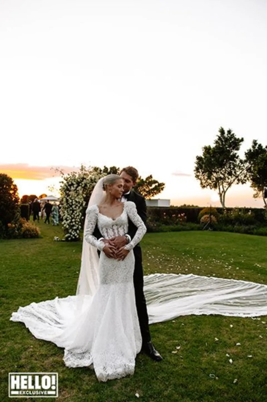 Леді Амелія Спенсер вийшла заміж: розглядаємо світлини з весілля