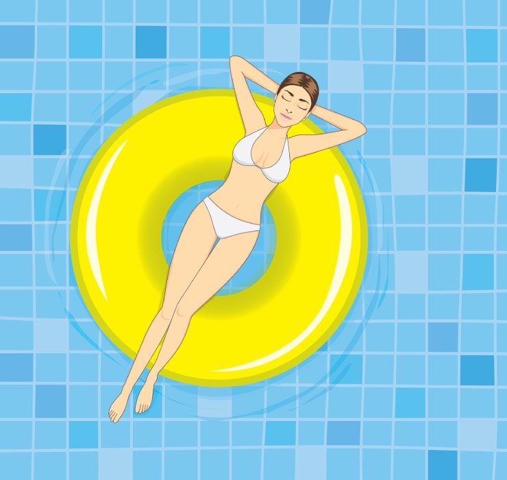 В Берлине женщинам разрешили купаться в бассейнах топлес