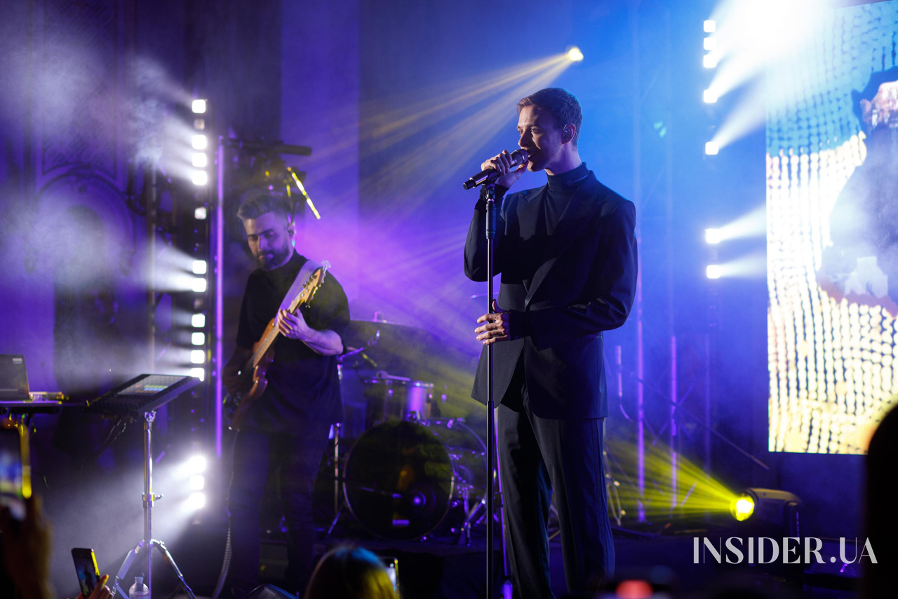 Макс Барських, Міша Романова та інші артисти підтримали благодійний вечір фонду «Мамине серце»