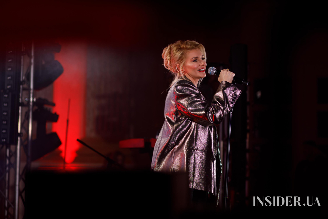 Макс Барських, Міша Романова та інші артисти підтримали благодійний вечір фонду «Мамине серце»