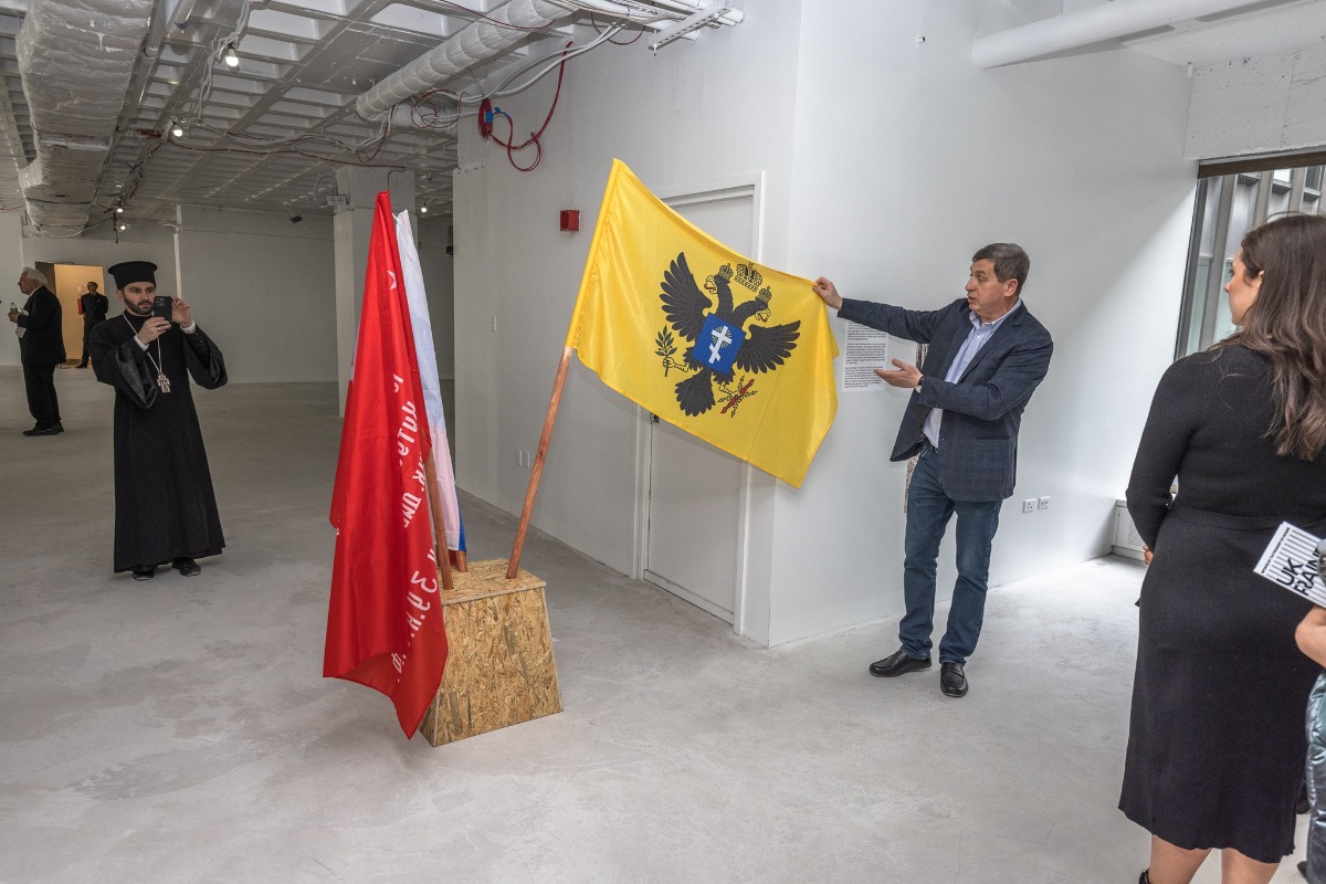 У Нью-Йорку відкрили виставку про злочини армії РФ в Україні
