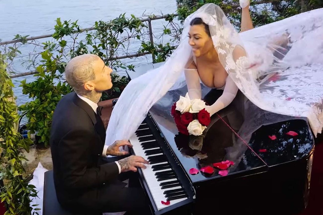 Кортни Кардашьян и Трэвис Баркер выпустят фильм о своей свадьбе