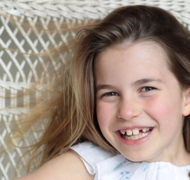 Кейт Миддлтон сделала новый портрет принцессы Шарлотты к ее 8-летию