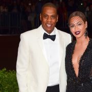 Концерн LVMH купує у Jay-Z половину його марки шампанського Armand de Brignac