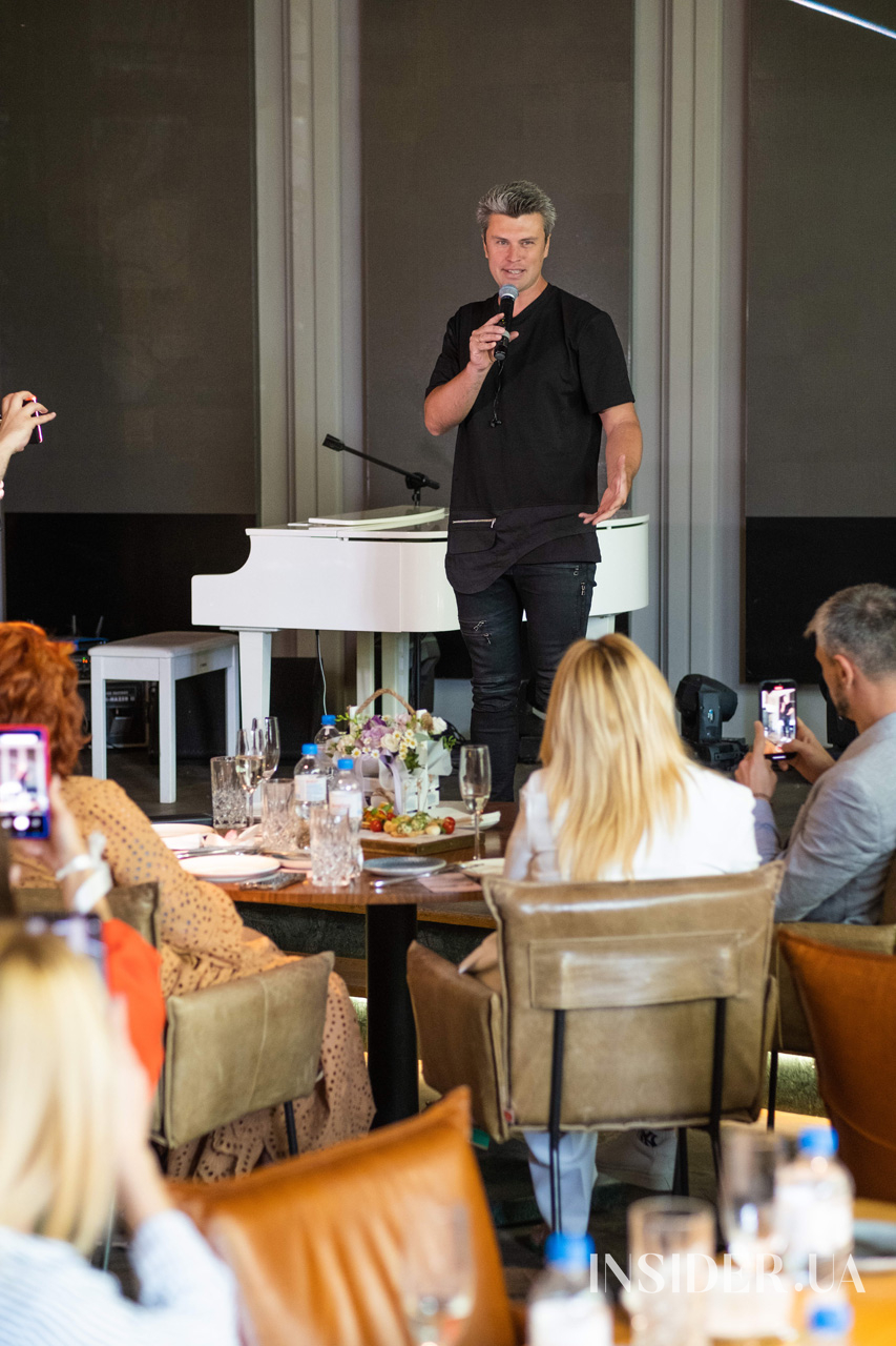 «Жінка – берегиня роду»: Ілона Гвоздьова запросила дівчат на традиційний благодійний бранч