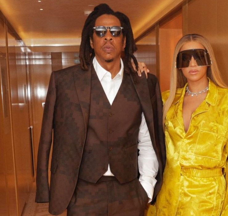 Яскравий вихід: Jay-Z і Бейонсе на показі Louis Vuitton у Парижі