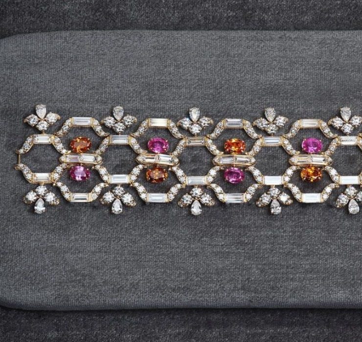 Gucci выпустил коллекцию украшений, вдохновленную четырьмя временами года