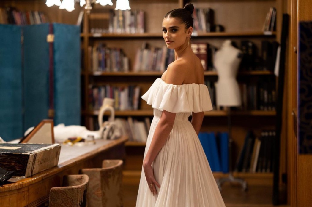 В ексклюзивній сукні Etro: модель Тейлор Гілл вийшла заміж