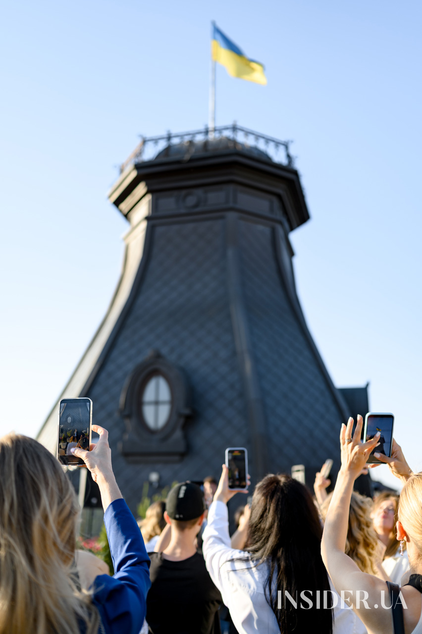 Як пройшов благодійний концерт «Твій вихід в світ»