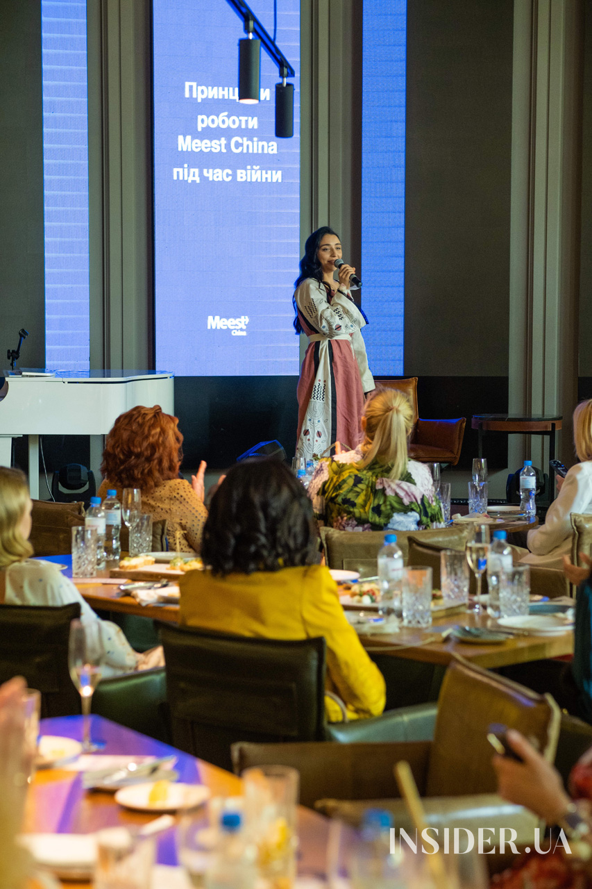 «Жінка – берегиня роду»: Ілона Гвоздьова запросила дівчат на традиційний благодійний бранч