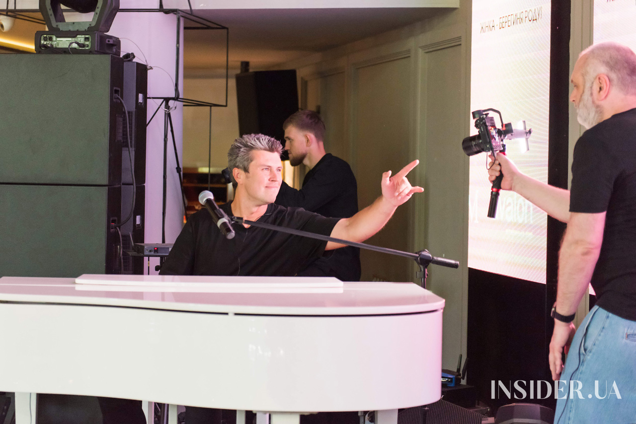 «Жінка – берегиня роду»: Ілона Гвоздьова запросила дівчат на традиційний благодійний бранч