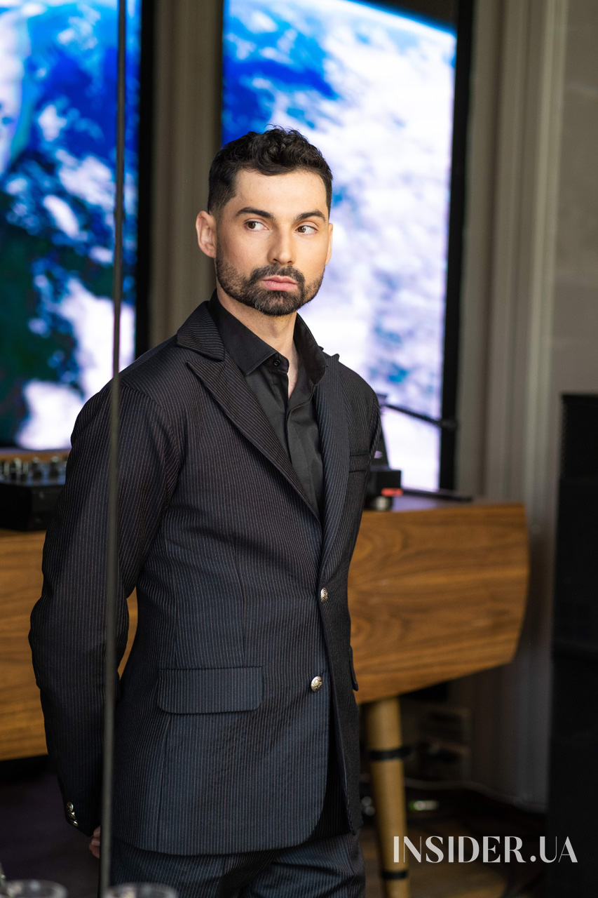 «Жінка – берегиня роду»: Ілона Гвоздьова запросила дівчат на традиційний благодійний бранч