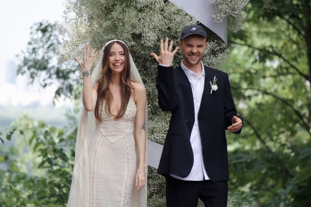 Официально: Надя Дорофеева и Миша Кацурин поженились