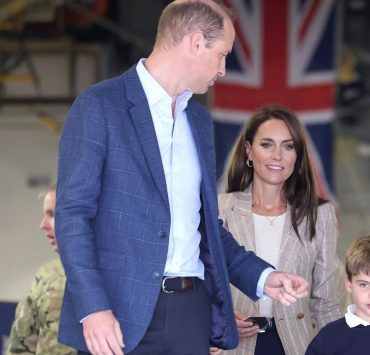 Сімейний вихід: принц Вільям і Кейт Міддлтон з трьома дітьми відвідали авіашоу