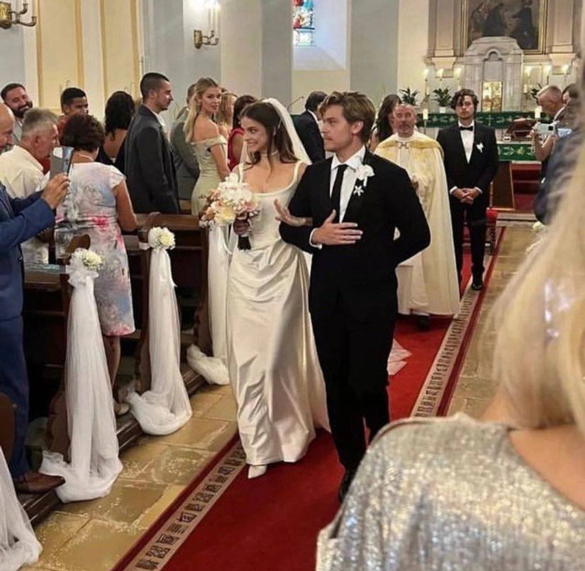 Модель Барбара Палвін вийшла заміж: розглядаємо фото з весілля