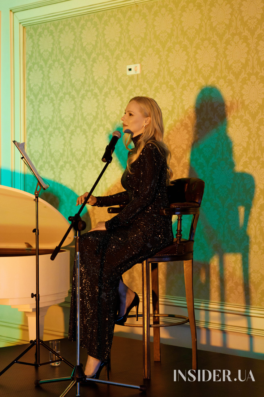 Аж до мурах: благодійний вечір музики і поезії у Fairmont Grand Hotel Kyiv