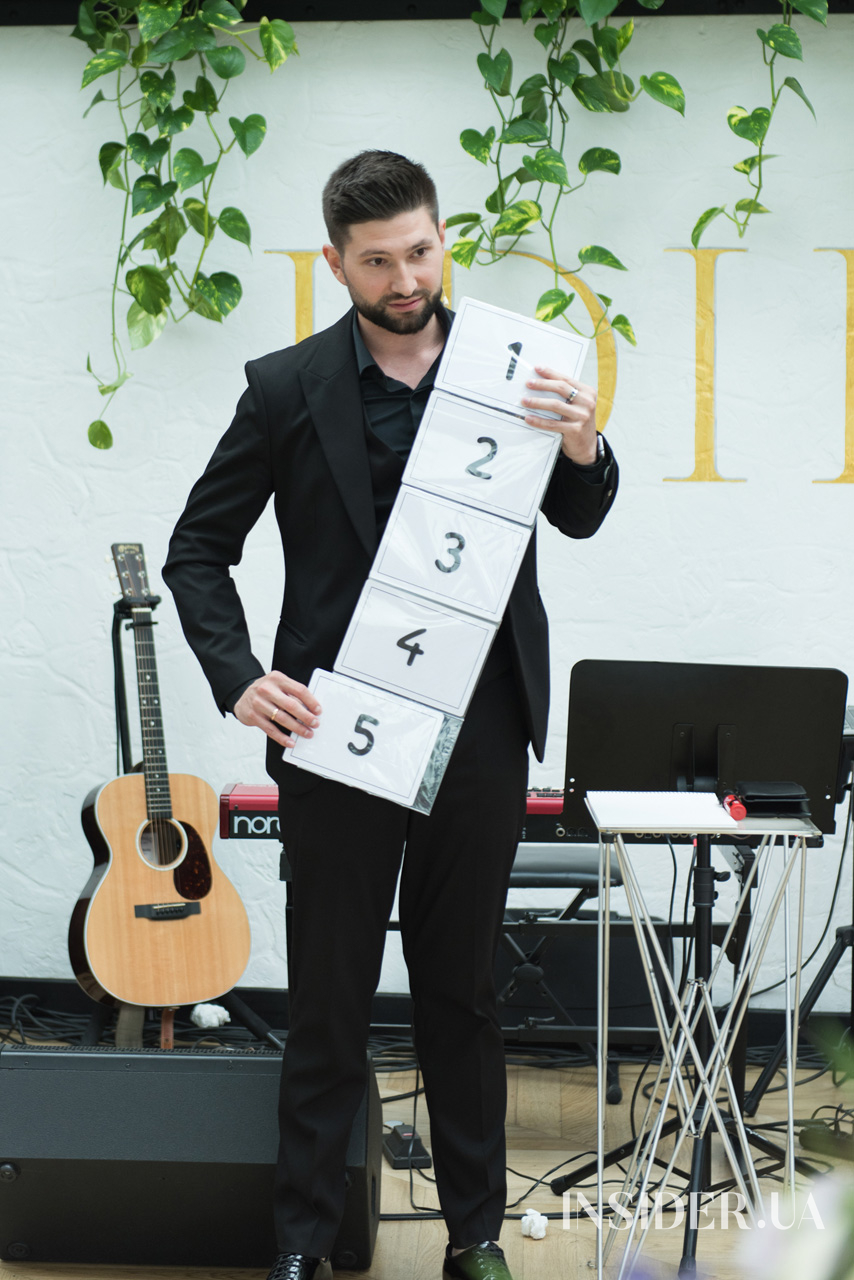 Лекція Арестовича і спів Зіброва: як пройшов повний сюрпризів бранч Ілони Гвоздьової