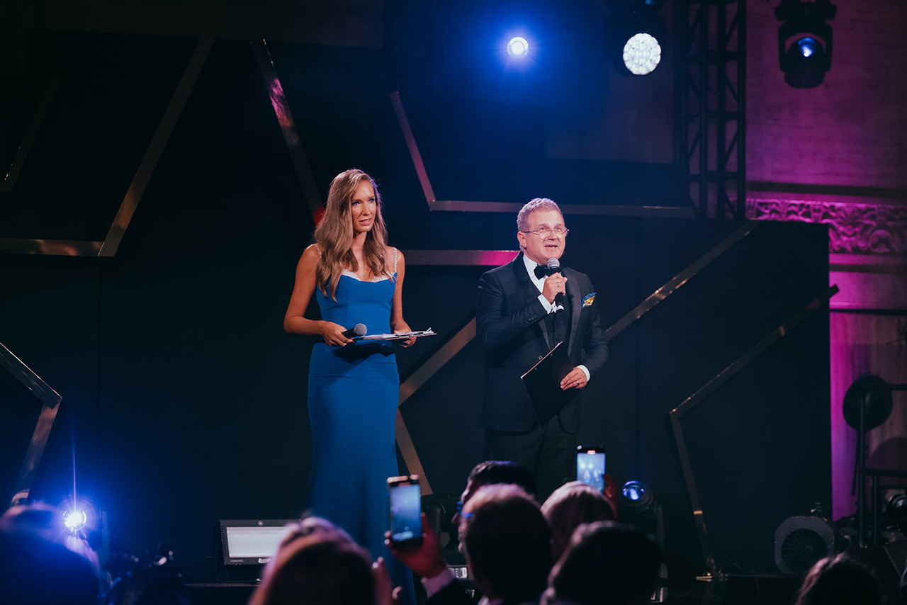 Відомі українці й зірки Голлівуду на церемонії TOP USA Awards 2023 у Нью-Йорку