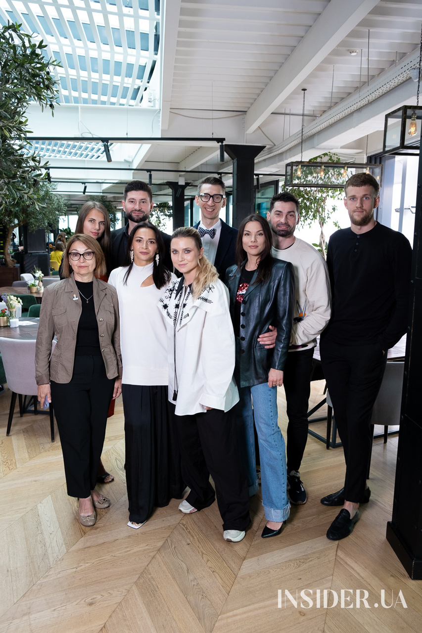 Лекція Арестовича і спів Зіброва: як пройшов повний сюрпризів бранч Ілони Гвоздьової