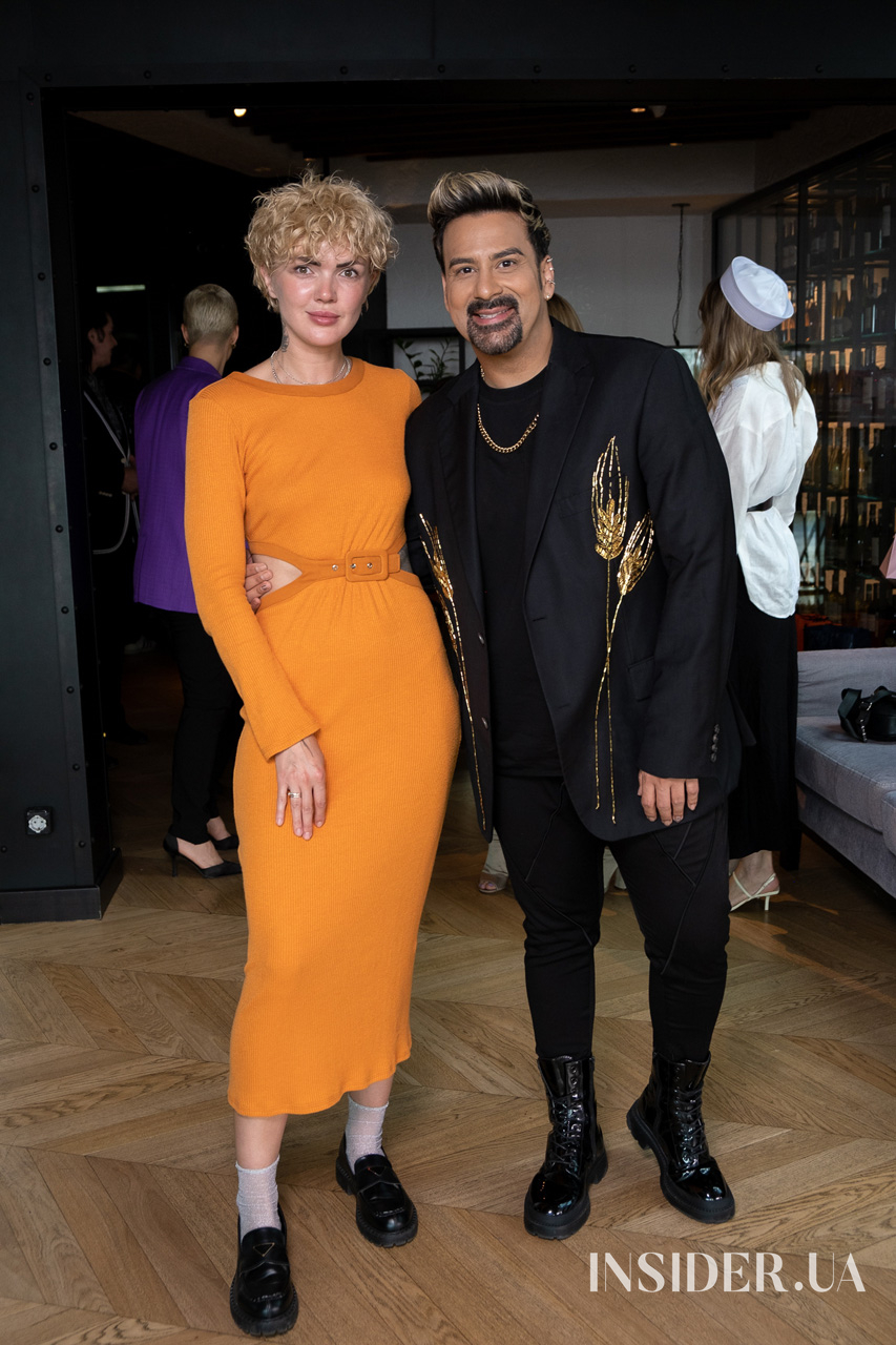 Лекція Арестовича і спів Зіброва: як пройшов повний сюрпризів бранч Ілони Гвоздьової