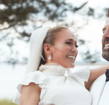 Дженнифер Лопес и Бен Аффлек отмечают первую годовщину свадьбы