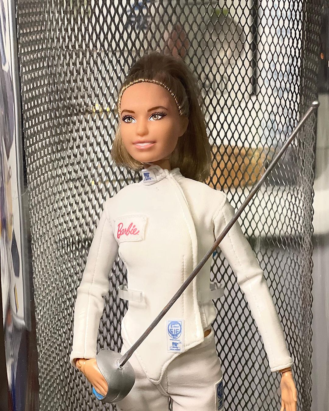 Ольга Харлан виставила на благодійний аукціон свою іменну ляльку Барбі