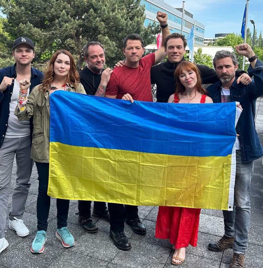 Міша Коллінз у свій день народження закликав донатити на розмінування України