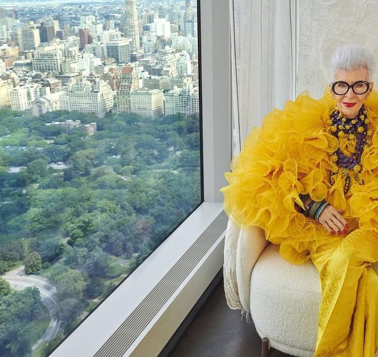 Знаменитая модница Айрис Апфель отпраздновала 102-летие