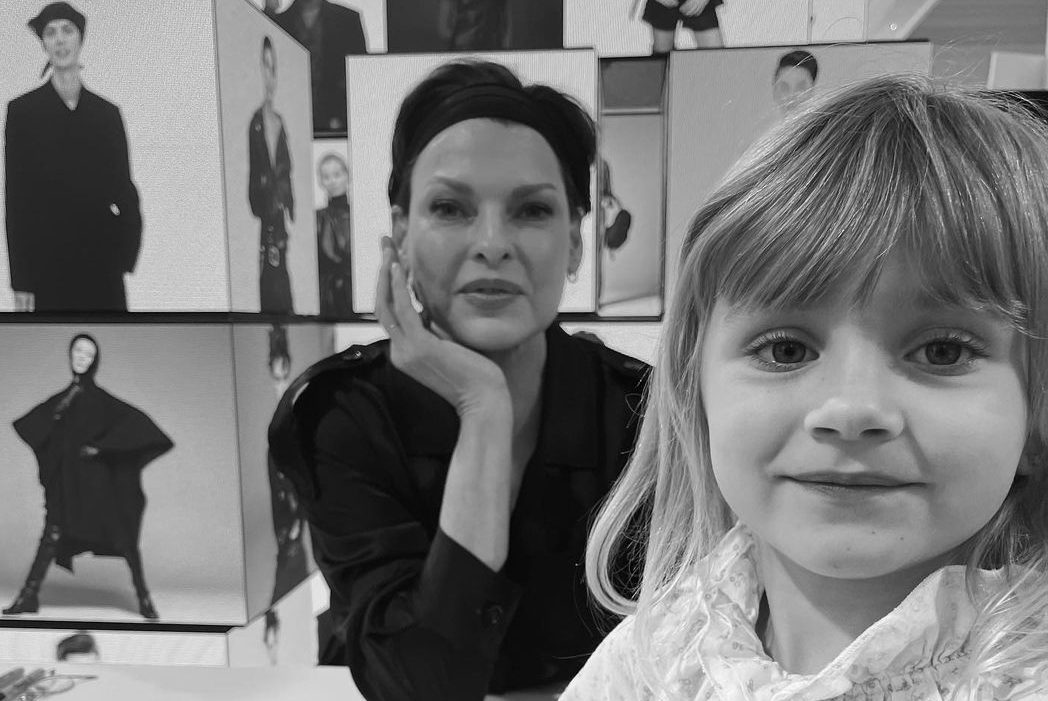 «Незабываемый момент»: Светлана Бевза познакомила дочь с Линдой Евангелистой