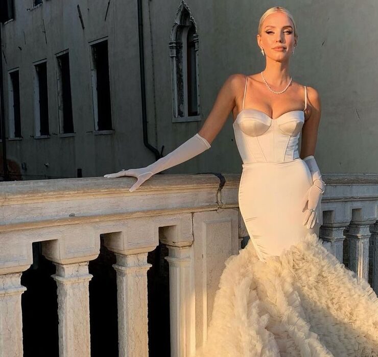 Носители: Леони Ханне в платье WONÁ Concept на Венецианском кинофестивале