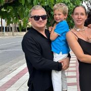 «Це ще так мало!»: Катя Осадча та Юрій Горбунов відсвяткували лляне весілля
