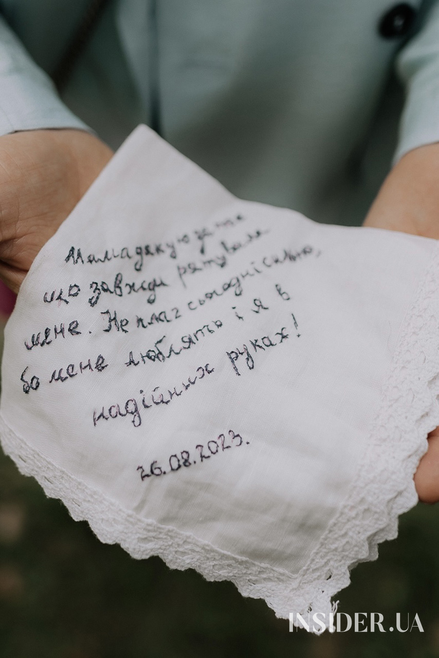 Ексклюзив: Роман Свечкоренко показав нові фото зі свого весілля