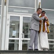 Олег Сенцов знову одружився: перші весільні фото