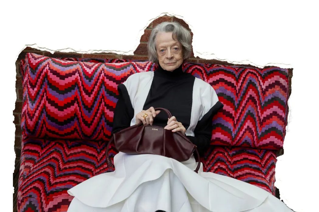 88-річна Меггі Сміт стала зіркою модного кампейну Loewe