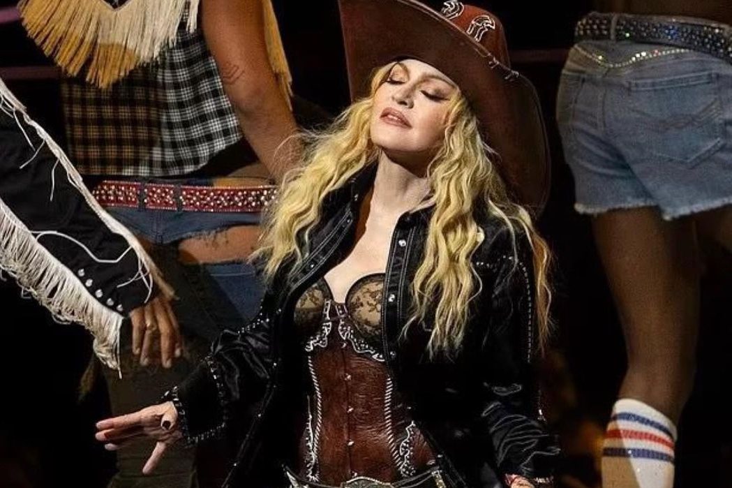 Мадонна в капелюсі від Руслана Багінського розпочала свій світовий тур