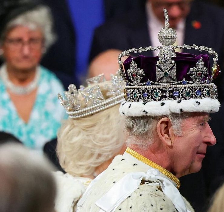Король Карл ІІІ й королева Камілла уперше відкрили сесію парламенту Великої Британії