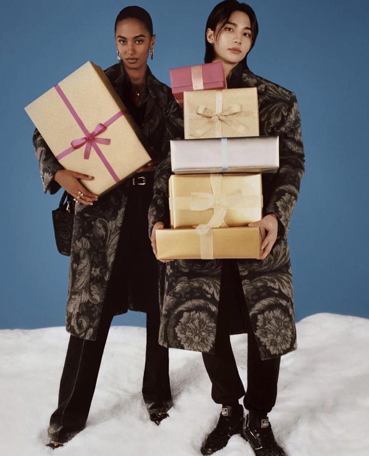 В предвкушении праздника: Versace показал новогоднюю рекламную кампанию с новым амбассадором