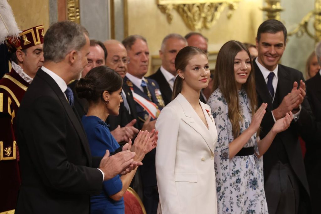 Принцесса Леонор отпраздновала 18-летие и присягнула на верность Испании