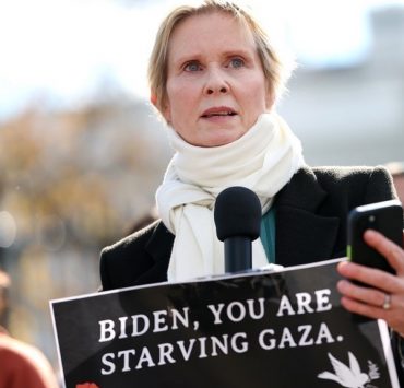 Зірка «Секс у великому місті» Синтія Ніксон голодує задля миру в Газі