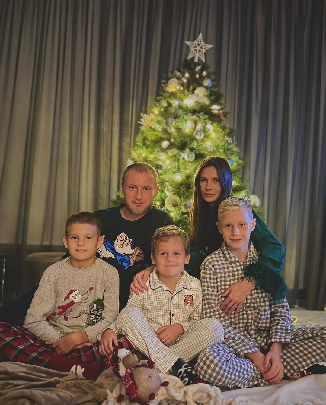 Беременность, праздничные фото и поздравления: как известные украинцы отпраздновали Рождество