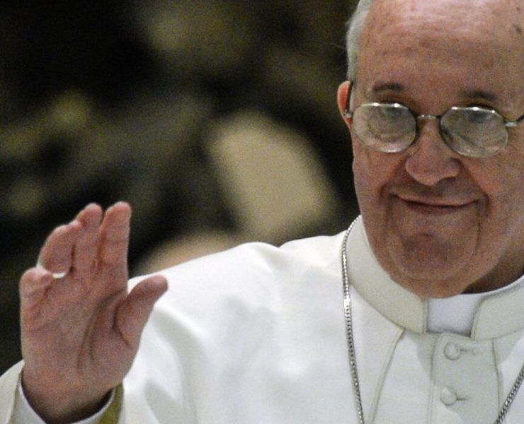 Папа Римський благословляє одностатеві пари