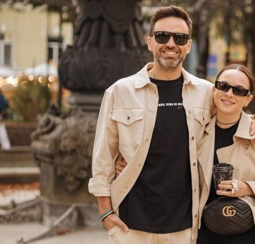 «Лучший муж»: жена Тимура Мирошниченко трогательно поздравила его с годовщиной свадьбы
